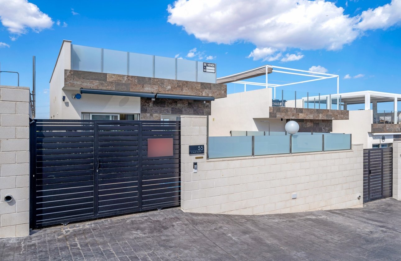 Revente - Villa -
Orihuela Costa - Costa Blanca