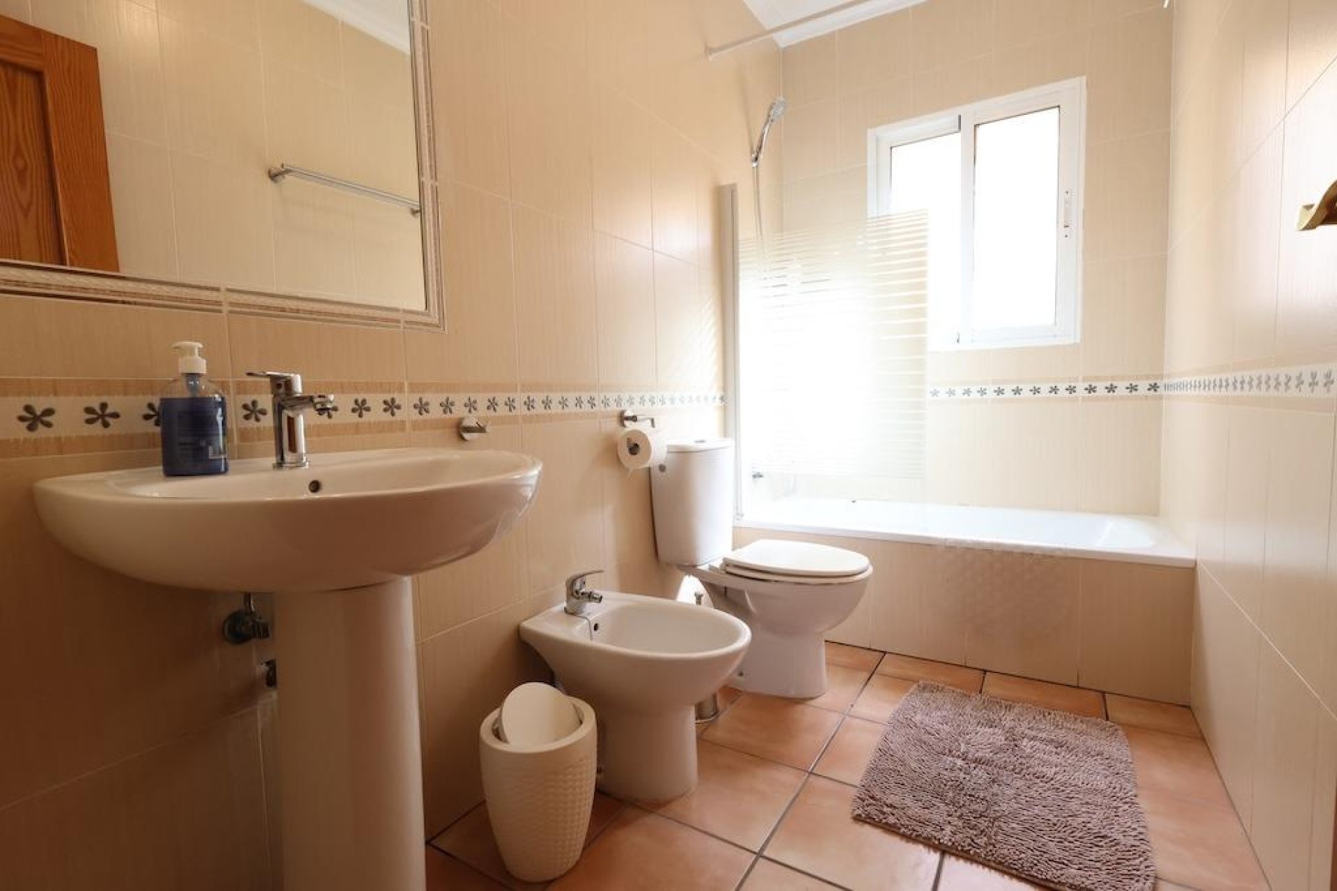 Revente - Villa -
Orihuela Costa - Costa Blanca