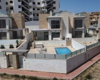 Revente - Villa -
Orihuela Costa - Costa Blanca