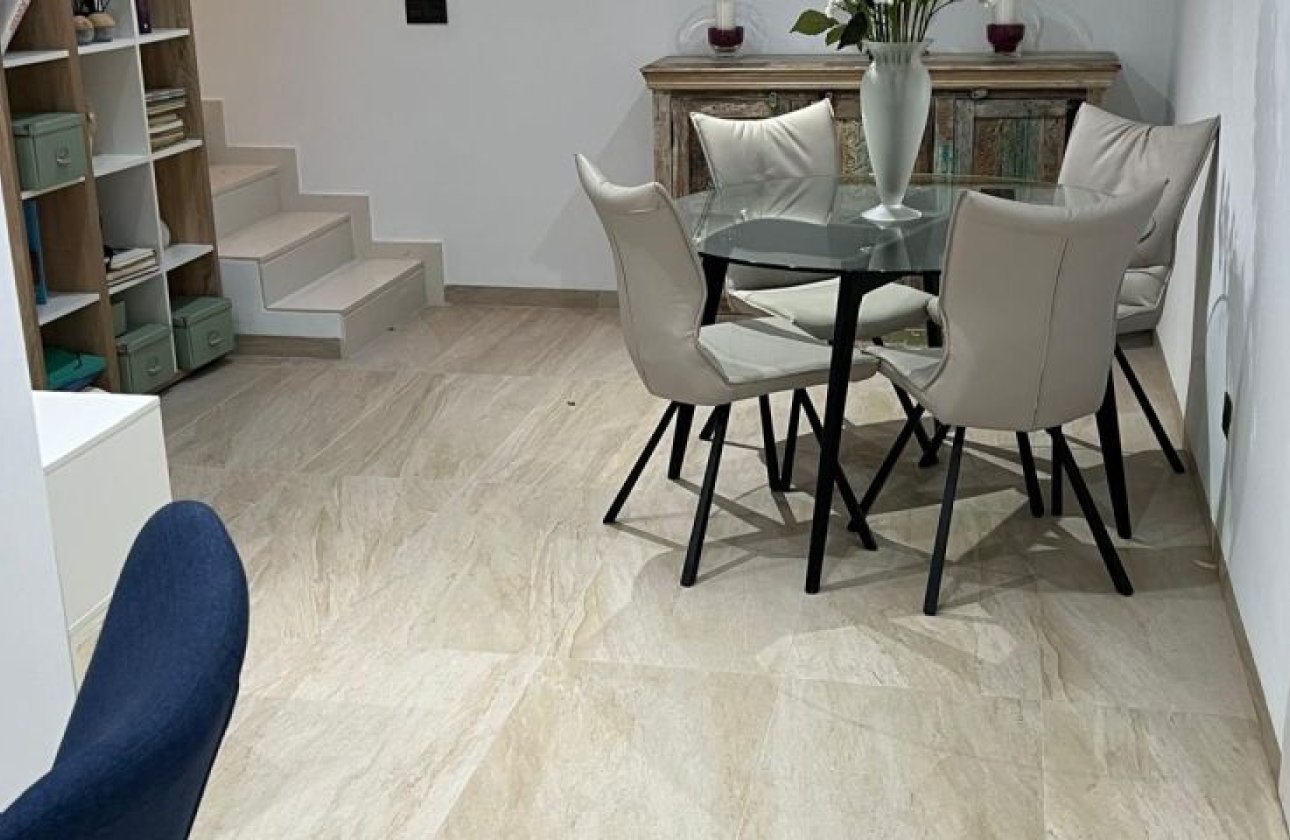 Revente - Villa -
Orihuela Costa - Costa Blanca