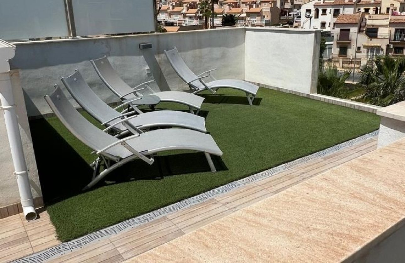 Revente - Villa -
Orihuela Costa - Costa Blanca