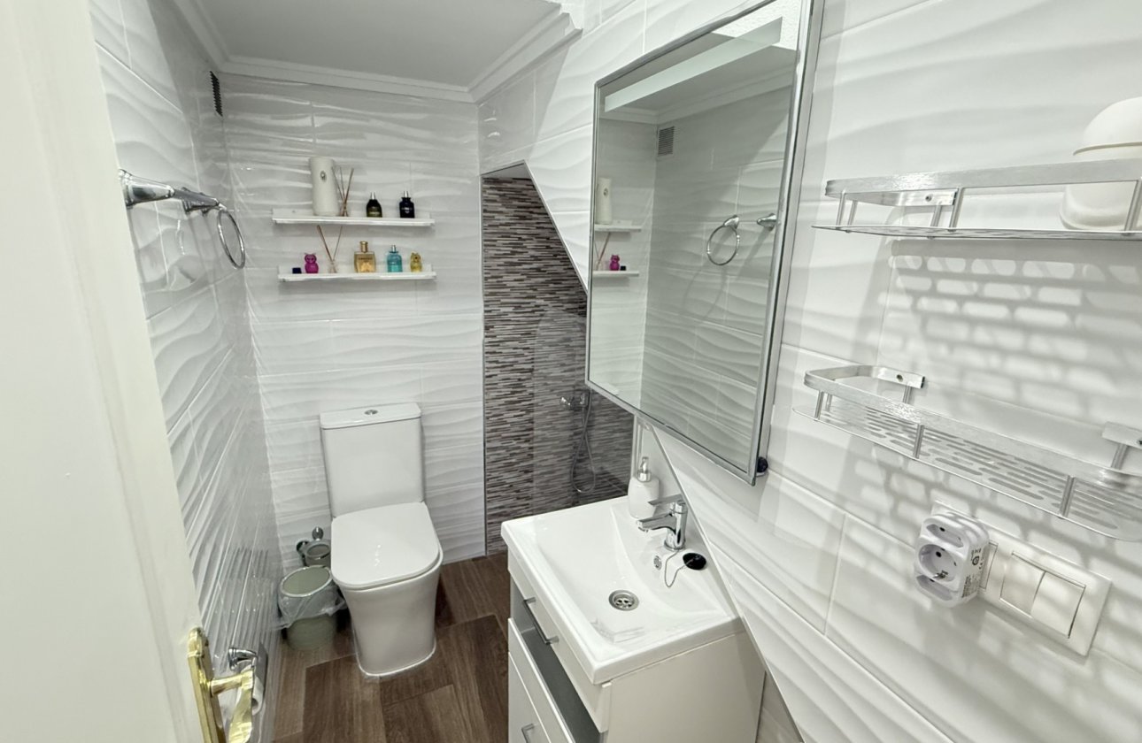 Revente - Villa -
Orihuela Costa - Costa Blanca