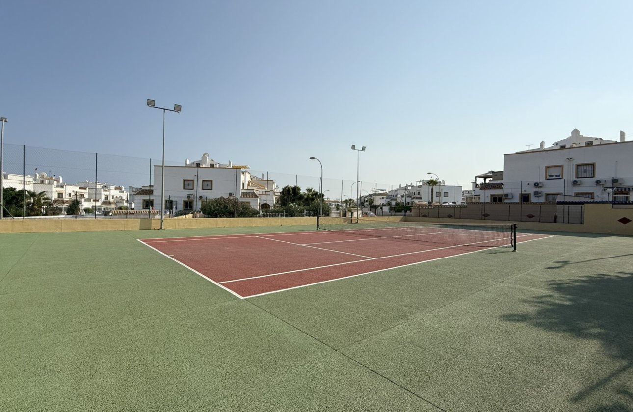 Revente - Villa -
Orihuela Costa - Costa Blanca