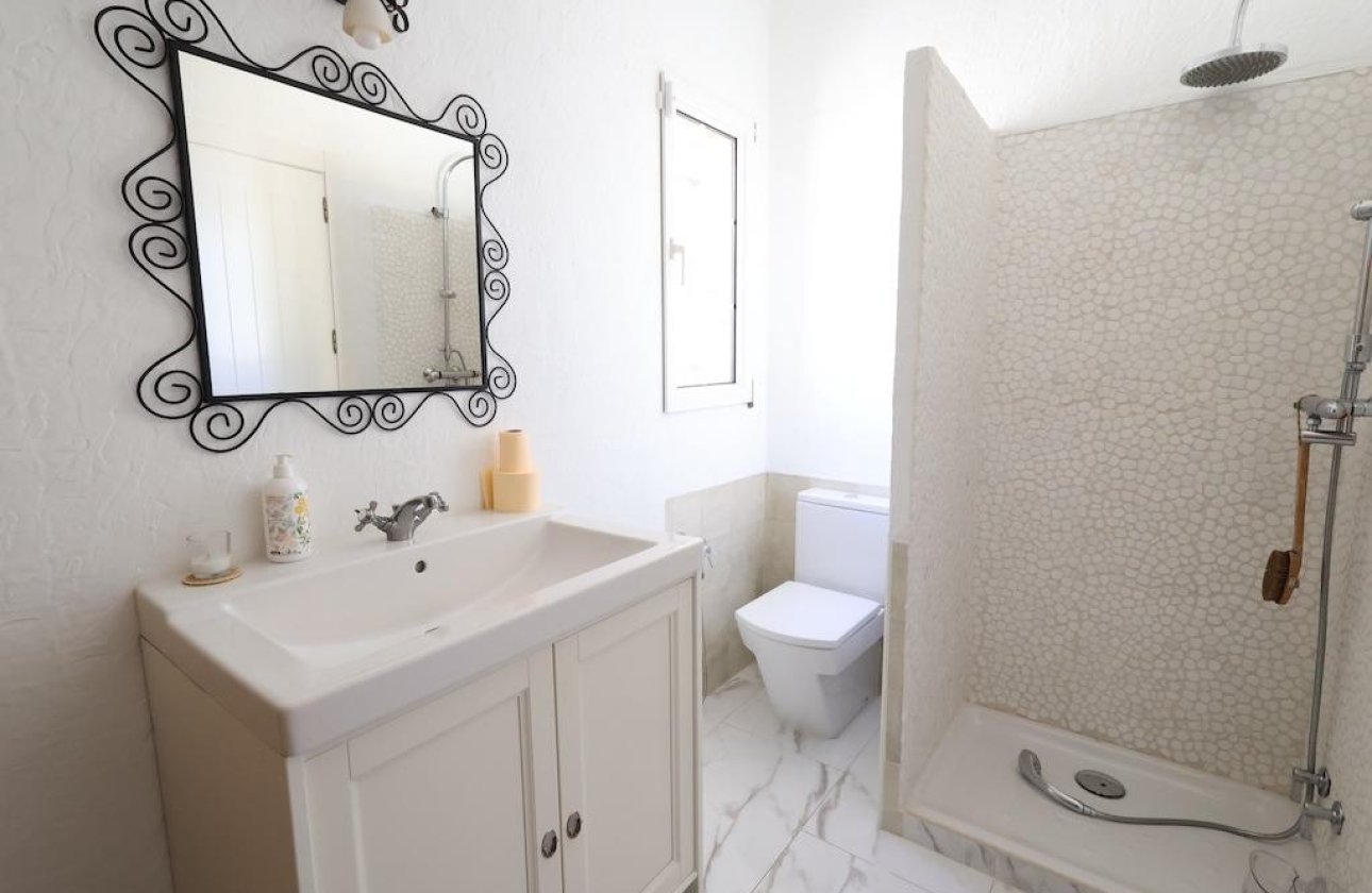 Revente - Villa -
Orihuela Costa - Costa Blanca