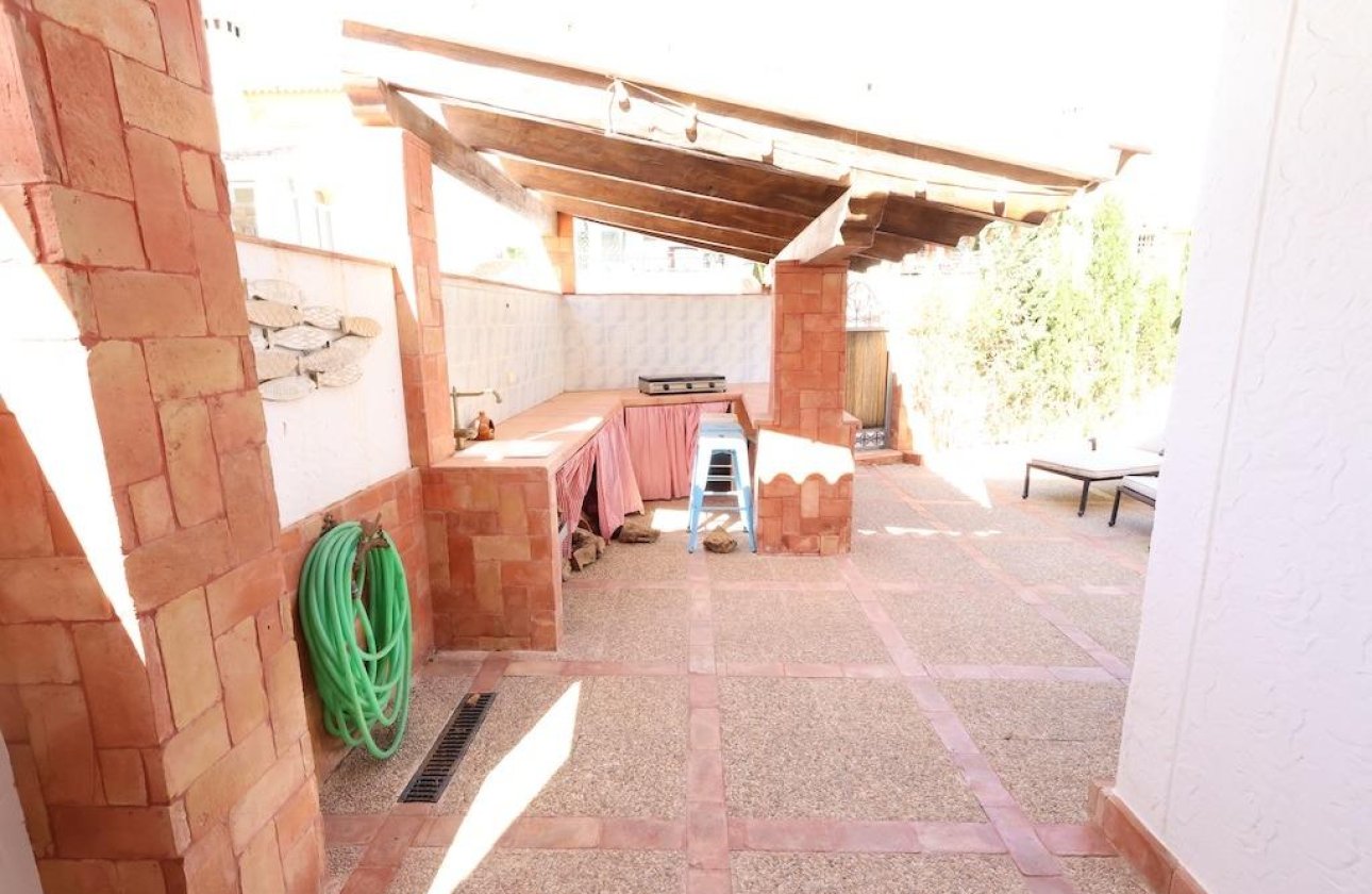 Revente - Villa -
Orihuela Costa - Costa Blanca