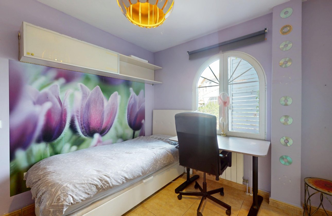 Revente - Villa -
Orihuela Costa - Costa Blanca