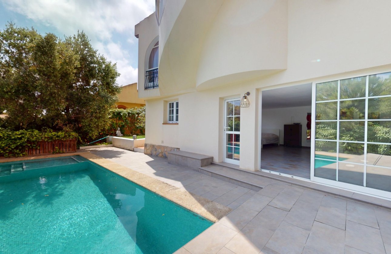 Revente - Villa -
Orihuela Costa - Costa Blanca