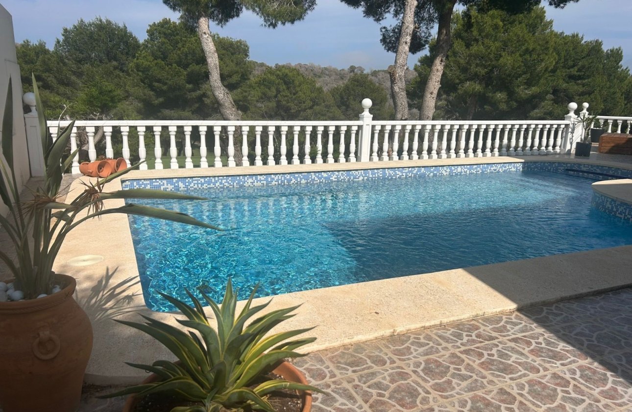 Revente - Villa -
Orihuela Costa - Costa Blanca