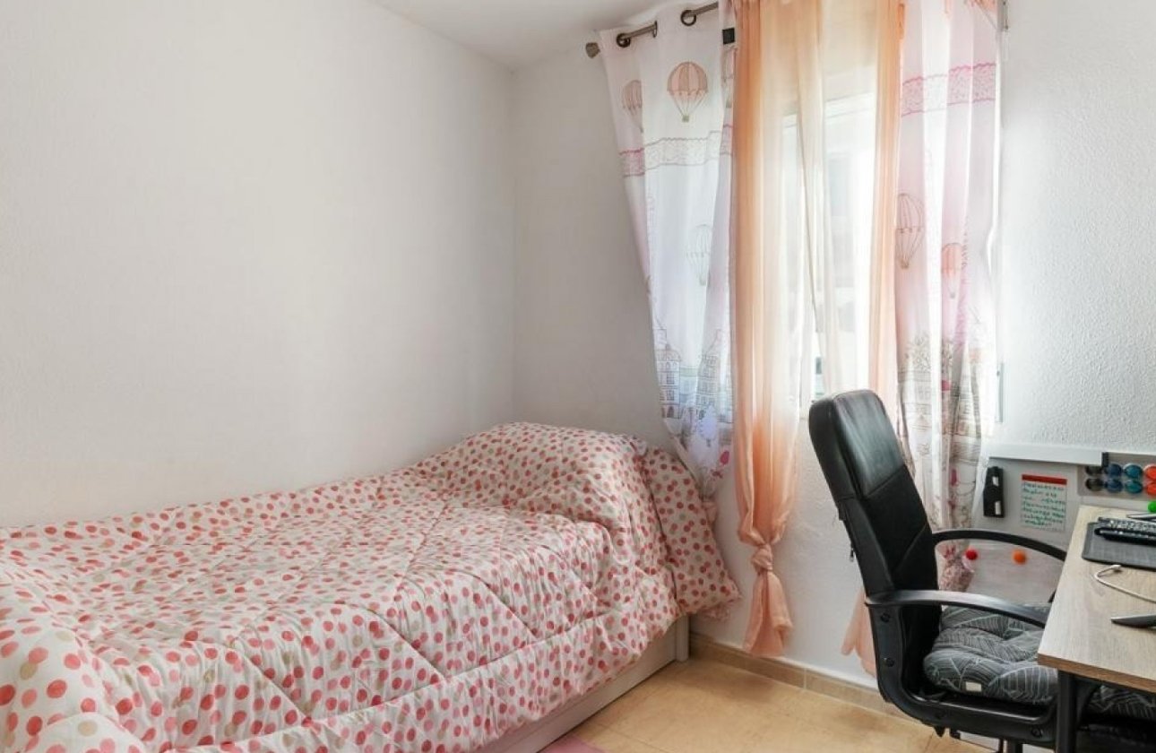 Revente - Villa -
Orihuela Costa - Costa Blanca