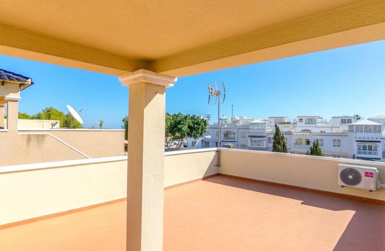 Revente - Villa -
Orihuela Costa - Costa Blanca