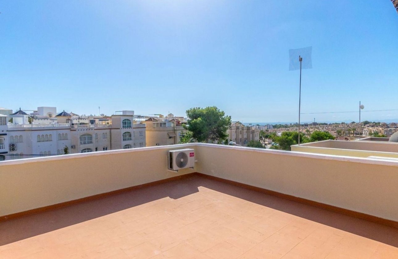 Revente - Villa -
Orihuela Costa - Costa Blanca