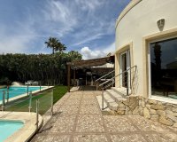 Revente - Villa -
Orihuela Costa - Costa Blanca