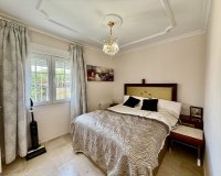 Revente - Villa -
Orihuela Costa - Costa Blanca