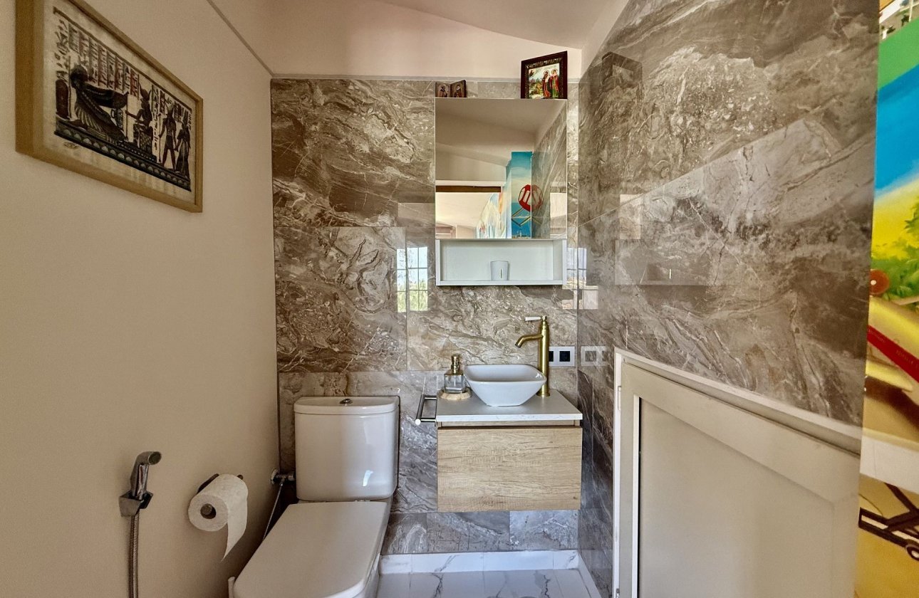 Revente - Villa -
Orihuela Costa - Costa Blanca