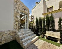 Revente - Villa -
Orihuela Costa - Costa Blanca