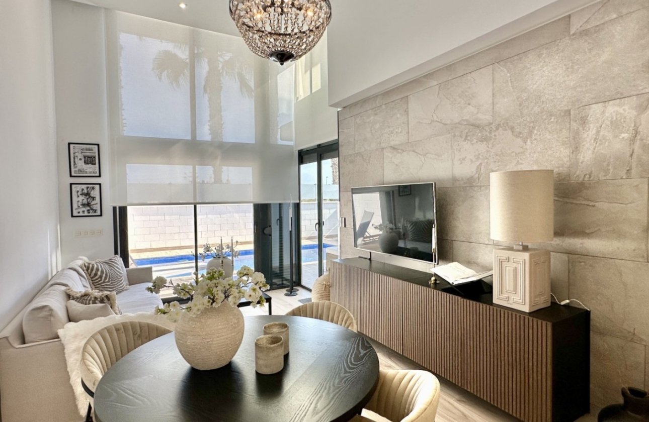 Revente - Villa -
Orihuela Costa - Costa Blanca