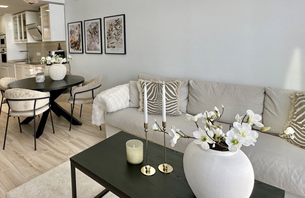 Revente - Villa -
Orihuela Costa - Costa Blanca