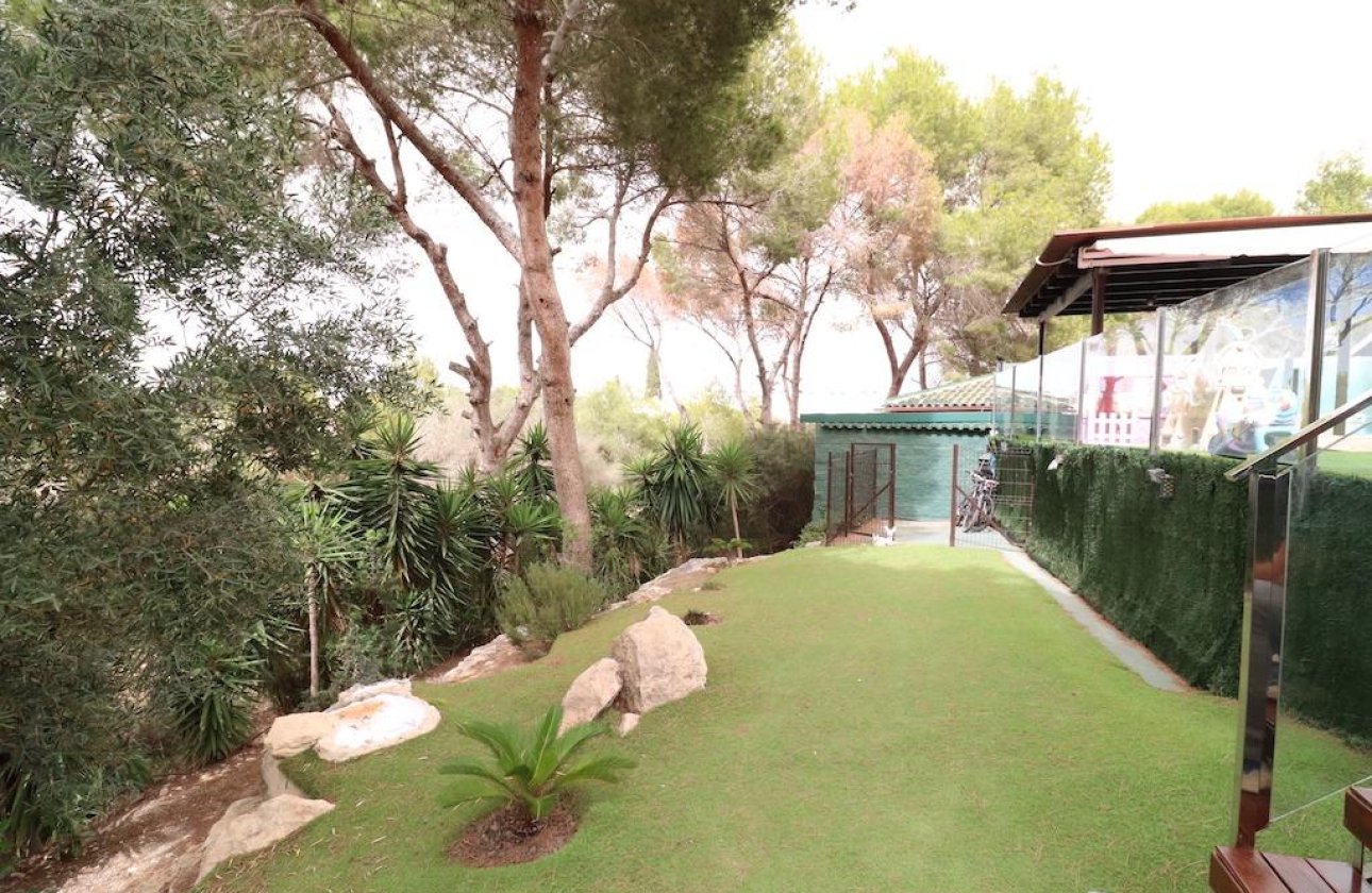 Revente - Villa -
Orihuela Costa - Costa Blanca