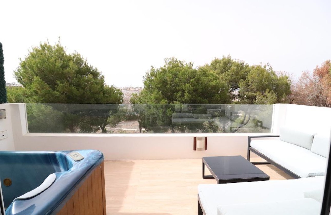 Revente - Villa -
Orihuela Costa - Costa Blanca