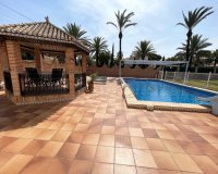 Revente - Villa -
Orihuela Costa - Costa Blanca