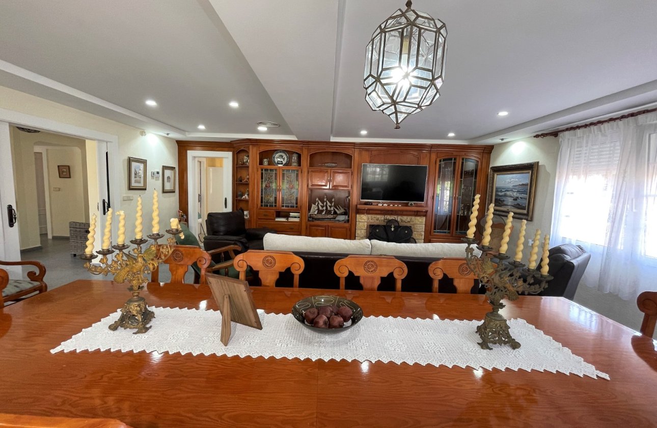 Revente - Villa -
Orihuela Costa - Costa Blanca