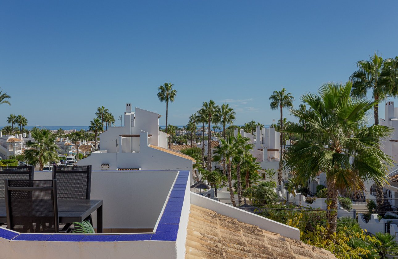 Revente - Villa -
Orihuela Costa - Costa Blanca