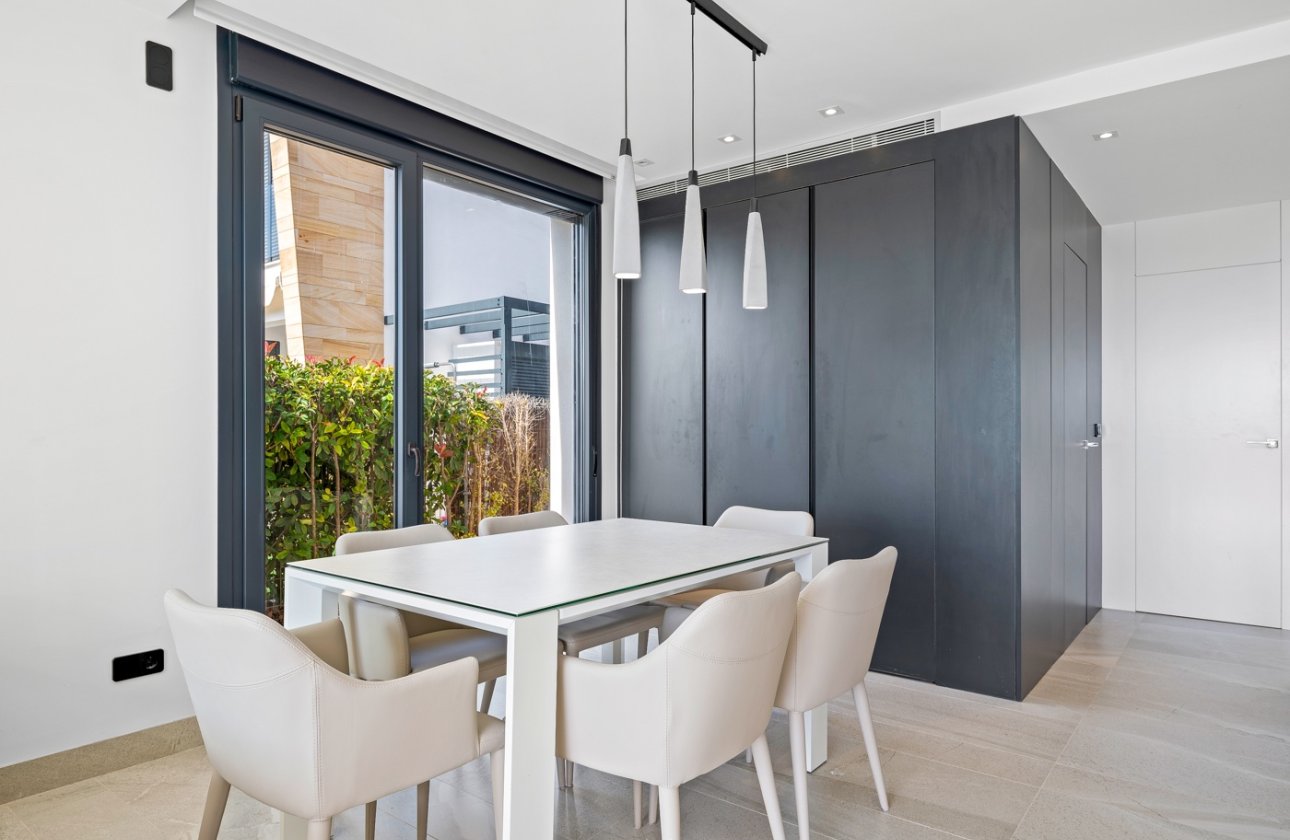 Revente - Villa -
Orihuela Costa - Costa Blanca