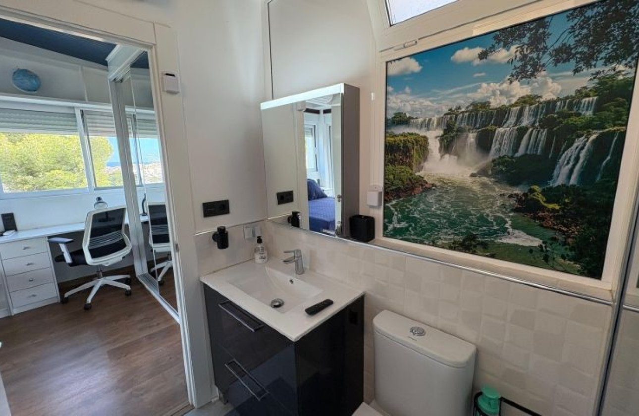 Revente - Villa -
Orihuela Costa - Costa Blanca