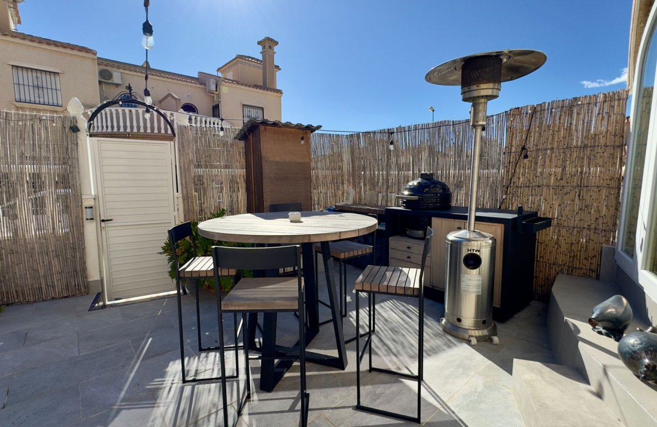 Revente - Villa -
Orihuela Costa - Costa Blanca