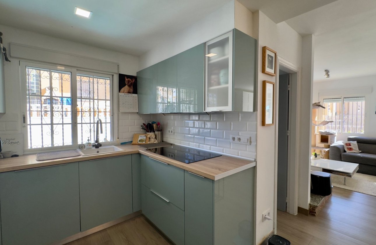 Revente - Villa -
Orihuela Costa - Costa Blanca