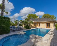 Revente - Villa -
Orihuela Costa - Costa Blanca