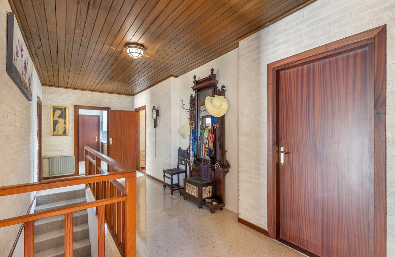 Revente - Villa -
Orihuela Costa - Costa Blanca