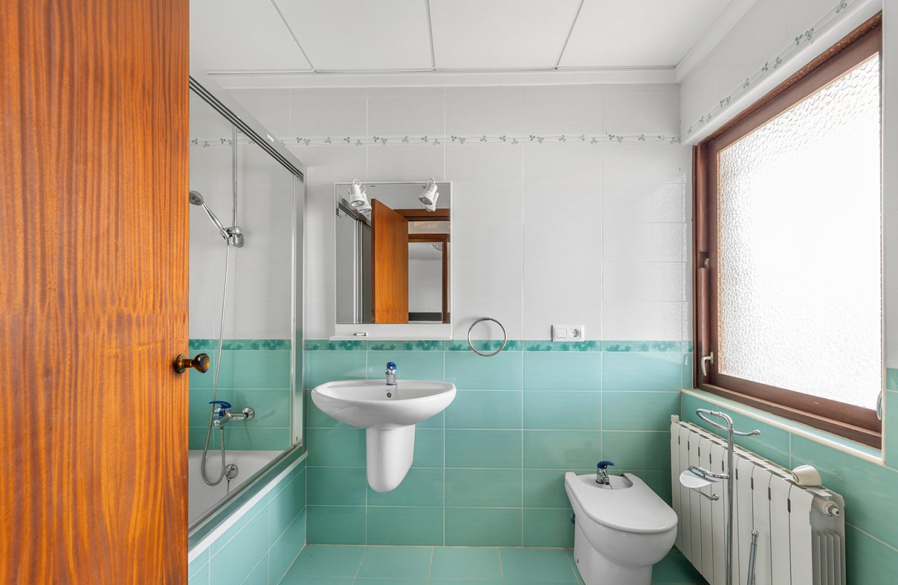 Revente - Villa -
Orihuela Costa - Costa Blanca