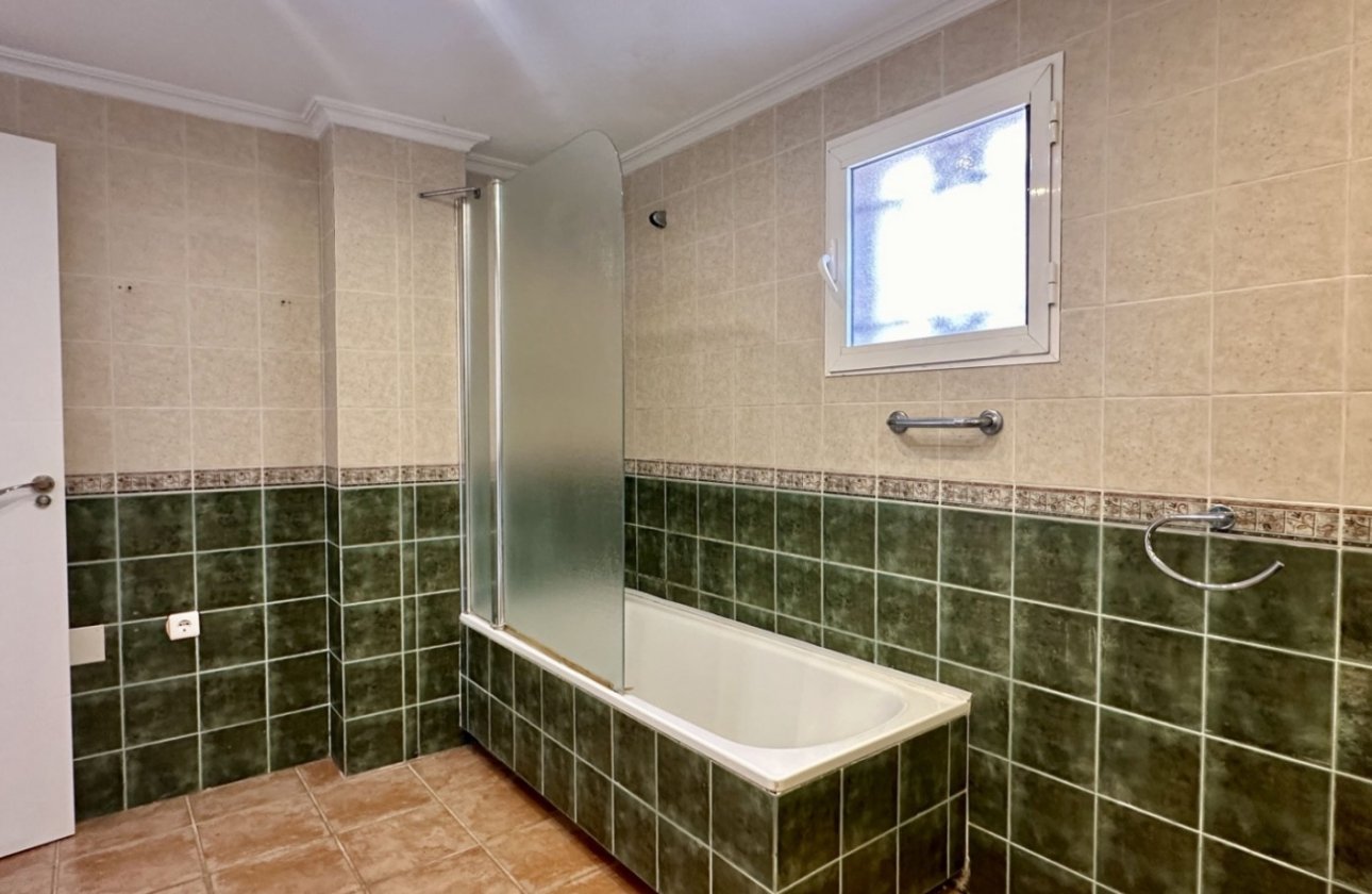 Revente - Villa -
Orihuela Costa - Costa Blanca