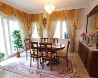 Revente - Villa -
Orihuela Costa - Costa Blanca