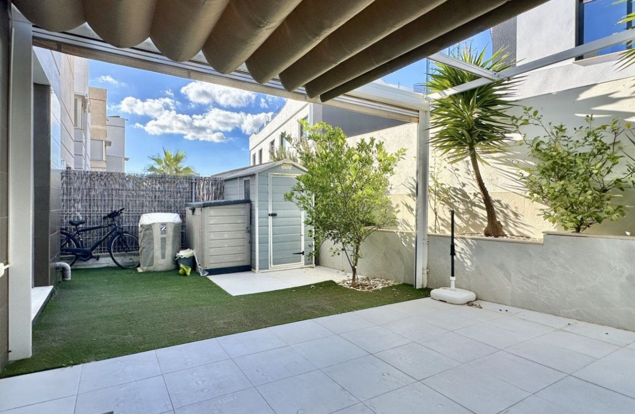 Revente - Villa -
Orihuela Costa - Costa Blanca