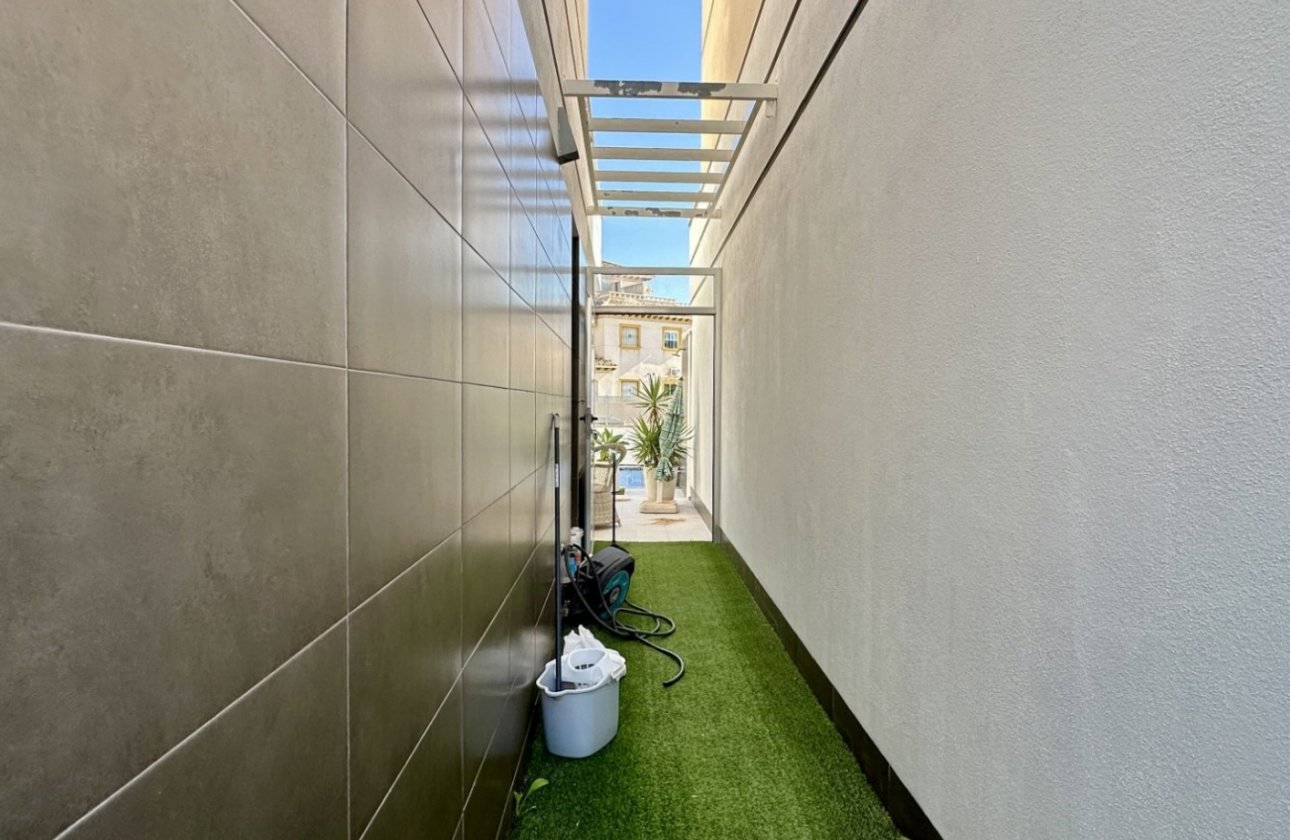 Revente - Villa -
Orihuela Costa - Costa Blanca