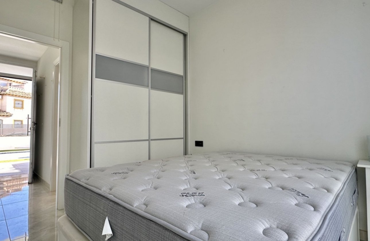 Revente - Villa -
Orihuela Costa - Costa Blanca