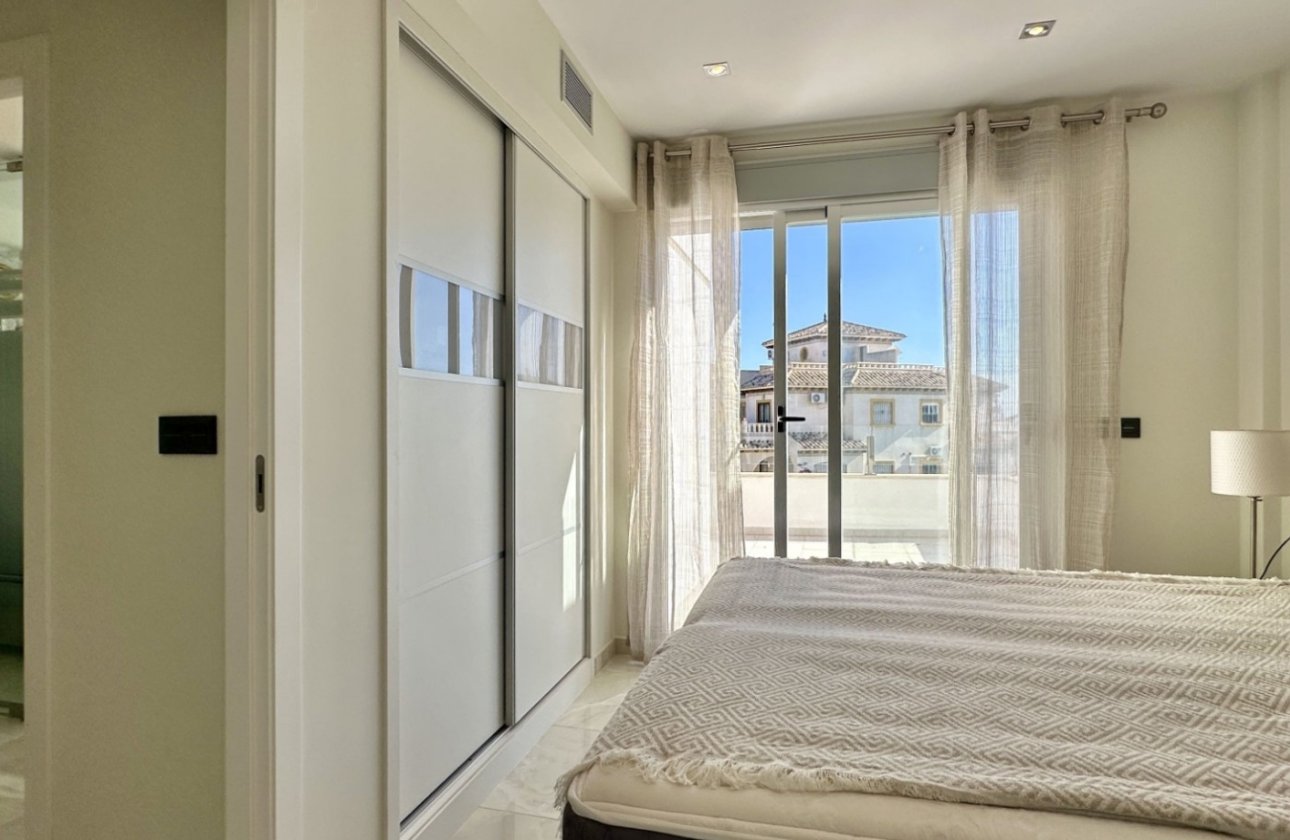 Revente - Villa -
Orihuela Costa - Costa Blanca