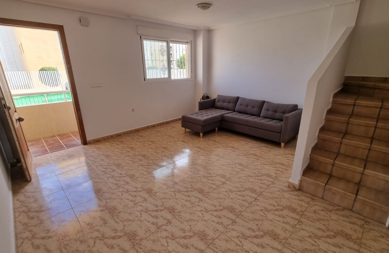 Revente - Villa -
Orihuela Costa - Costa Blanca