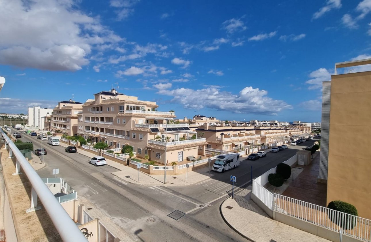 Revente - Villa -
Orihuela Costa - Costa Blanca