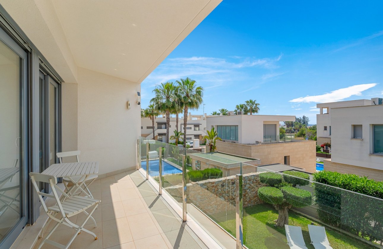 Revente - Villa -
Orihuela Costa - Costa Blanca