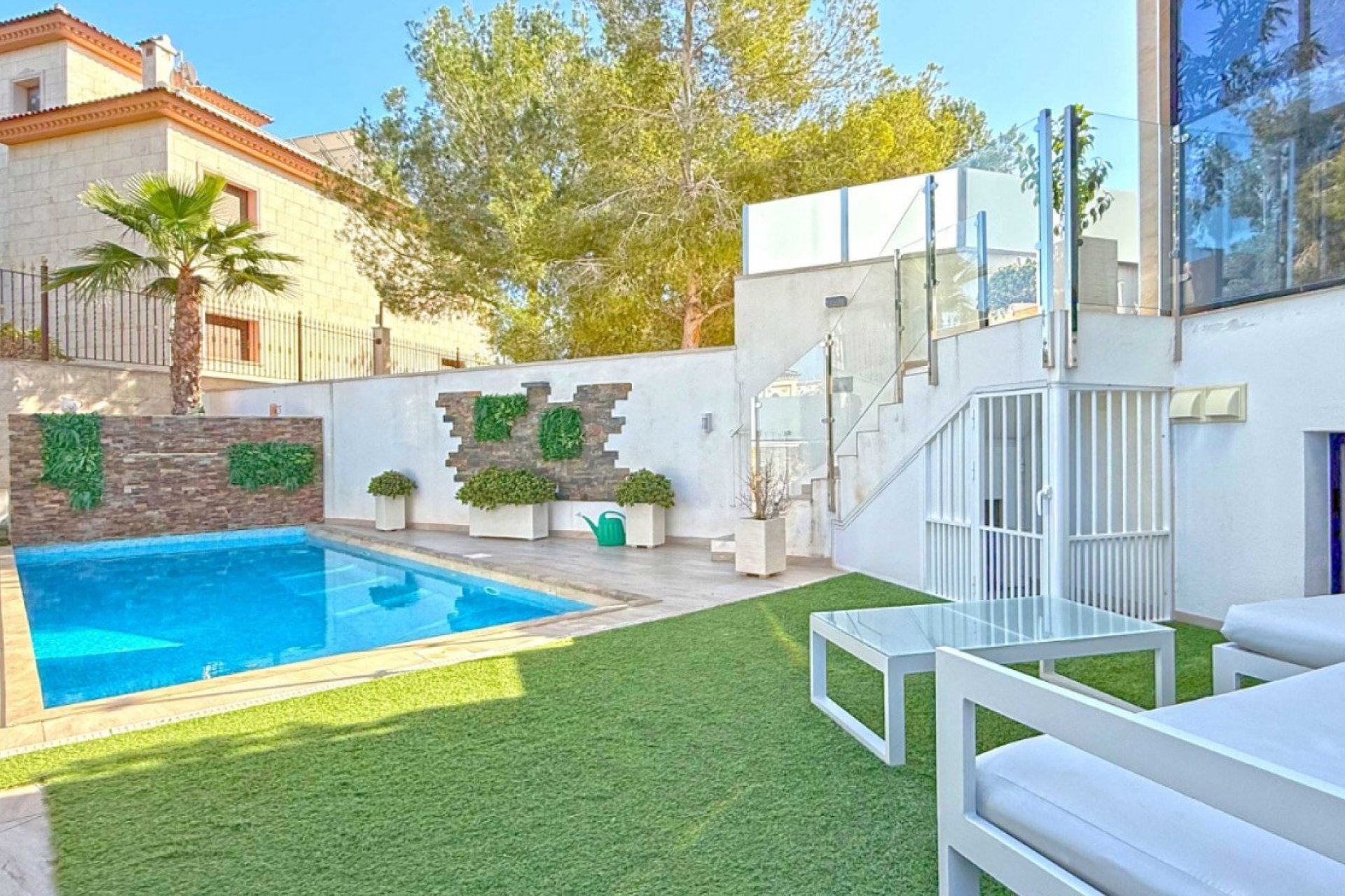 Revente - Villa -
Orihuela Costa - Costa Blanca