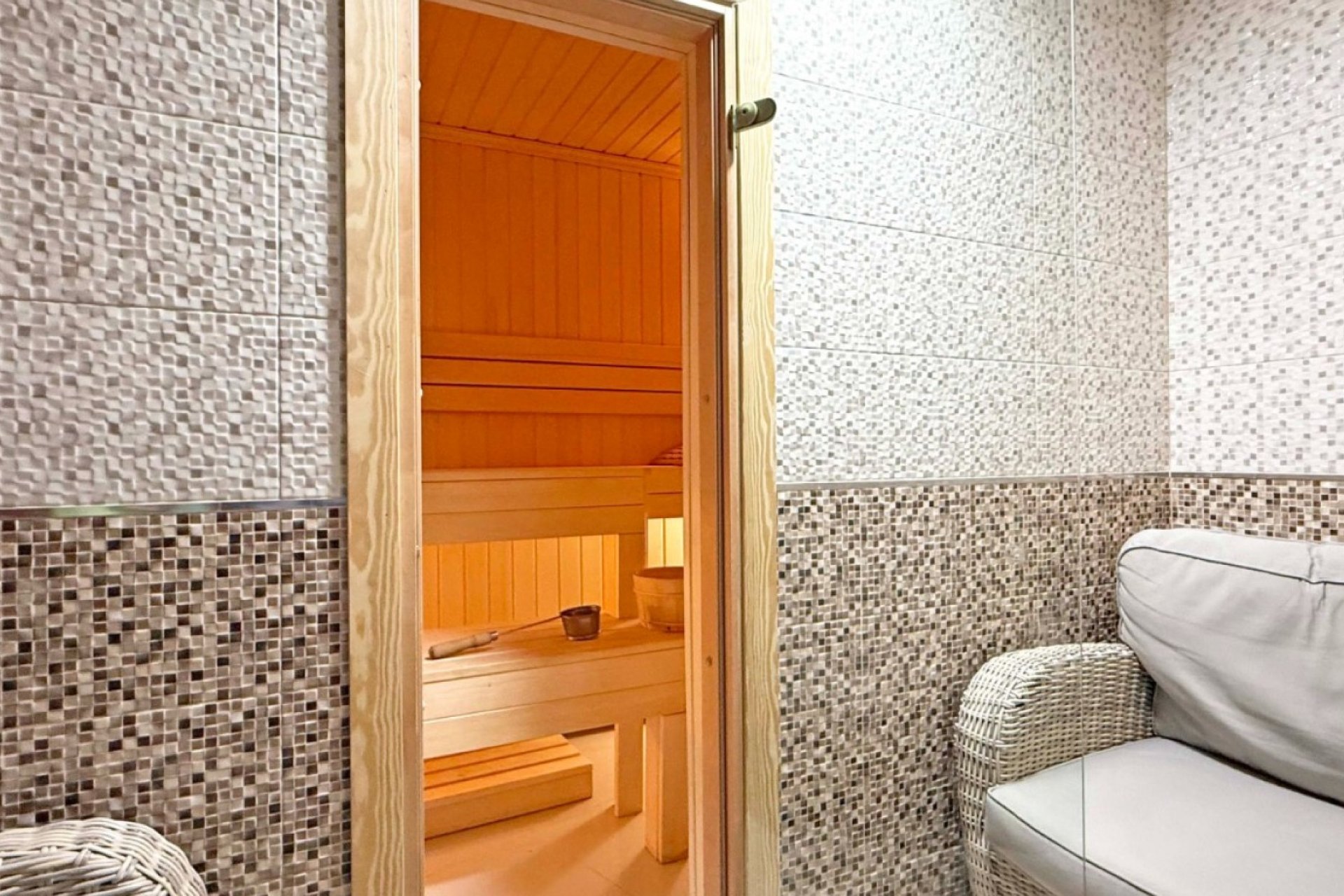 Revente - Villa -
Orihuela Costa - Costa Blanca