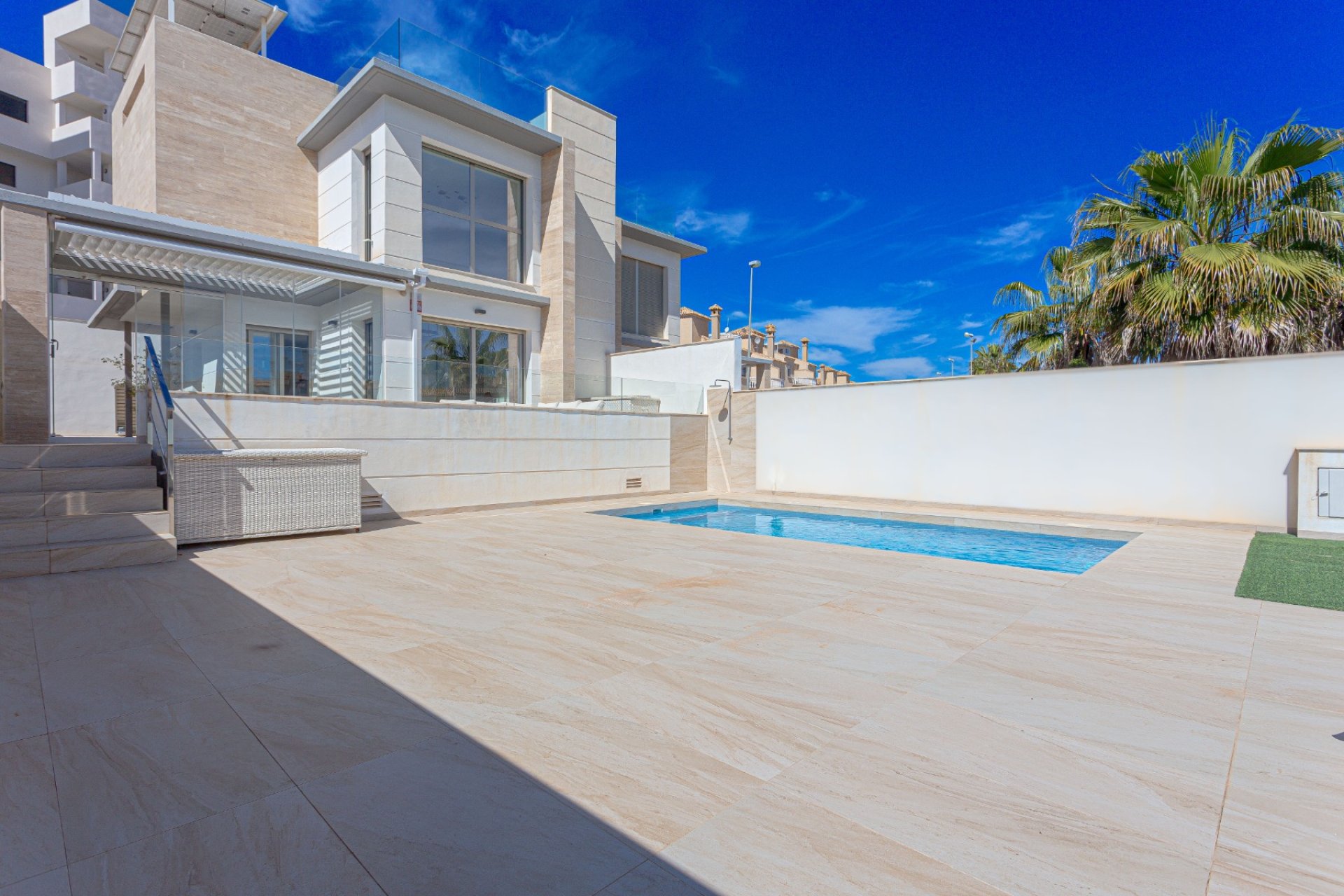 Revente - Villa -
Orihuela Costa - Costa Blanca