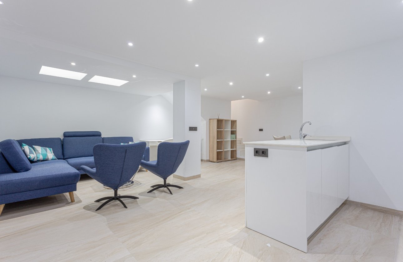 Revente - Villa -
Orihuela Costa - Costa Blanca