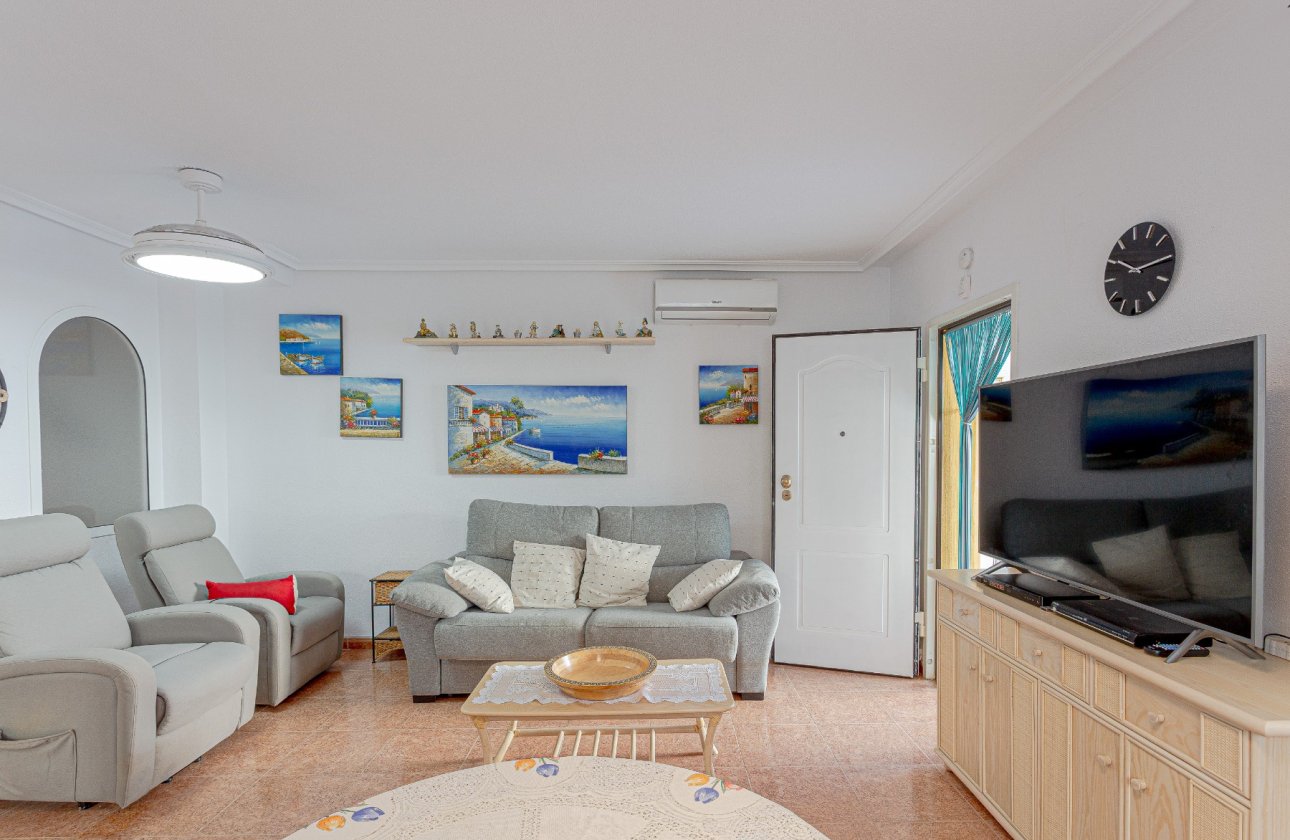 Revente - Villa -
Orihuela Costa - Costa Blanca