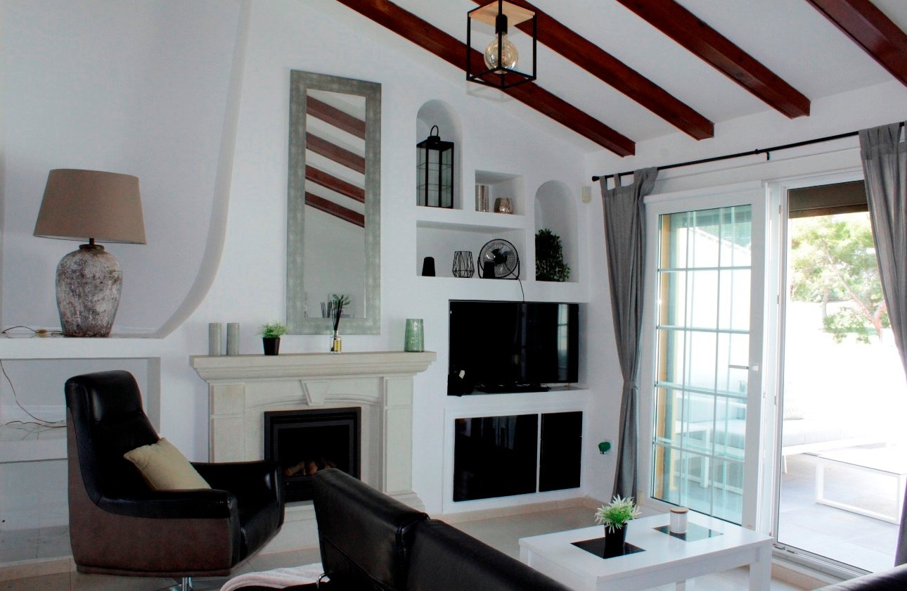 Revente - Villa -
Orihuela Costa - Costa Blanca