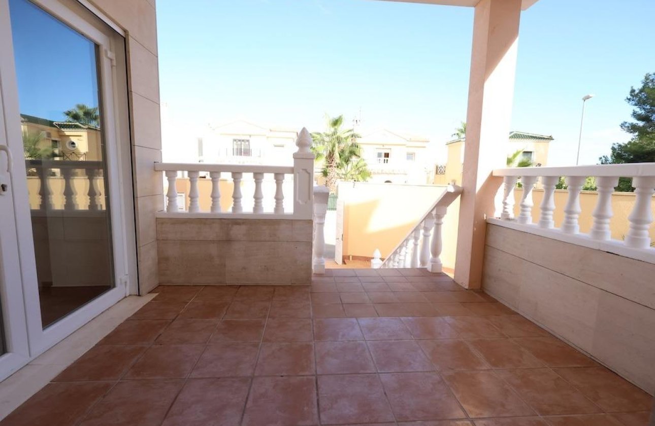 Revente - Villa -
Orihuela Costa - Costa Blanca