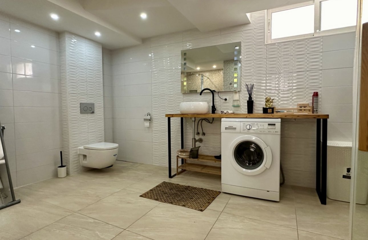 Revente - Villa -
Orihuela Costa - Costa Blanca